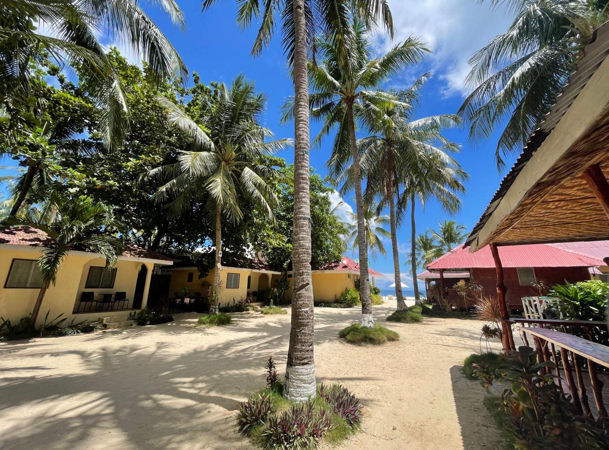 Beach Placid Resort Powered By Cocotel Ocoy Exterior foto